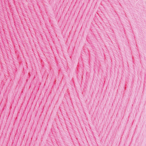 Superba Premium Superwash <br> (75% Lana superwash / 25% nylon)