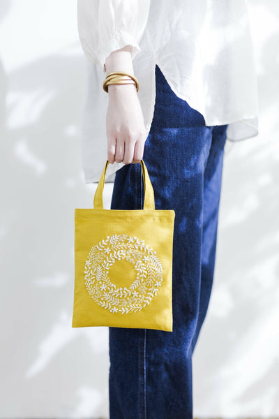 Kit de Bordado Mini Bolsa  