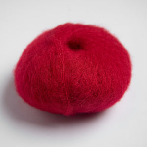 Uma<br> (37% Baby Suri - 37% Super Kid Mohair - 26% Mulberry Silk)