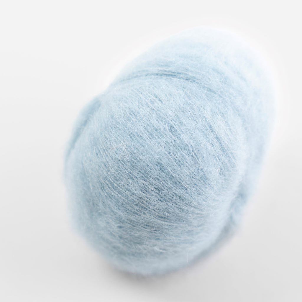 Uma<br> (37% Baby Suri - 37% Super Kid Mohair - 26% Mulberry Silk)