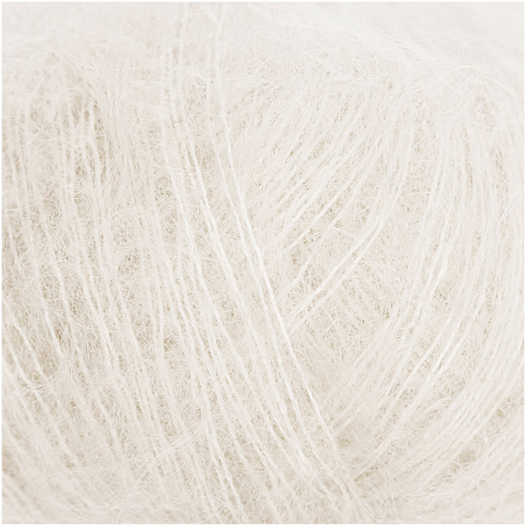 Essentials Super Kid Mohair Loves Silk <br> (70% Mohair / 30% Seda)