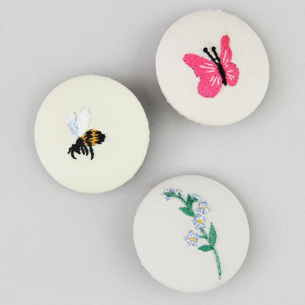 Kit de Bordado Stick and Stitch <br> Flowers and Bee