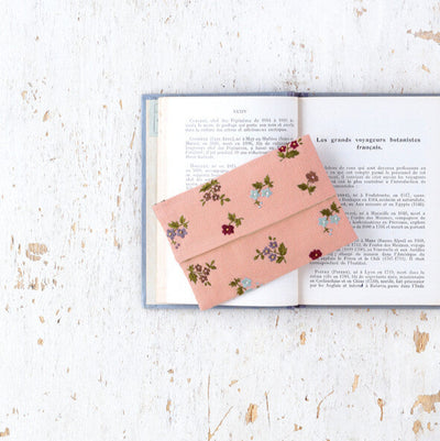 Kit de Bordado Estuche Pañuelos Botánico  