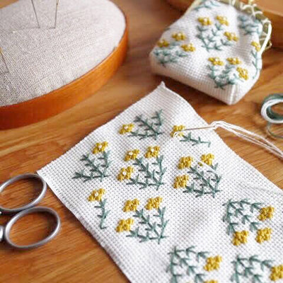 Kit de Bordado Punto Cruz Monedero  