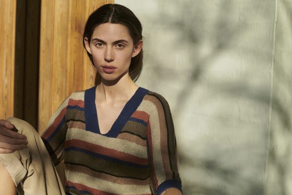 Patrón "Barcelona Blouse" <br> de Torhild Trydal para Isager (Inglés)