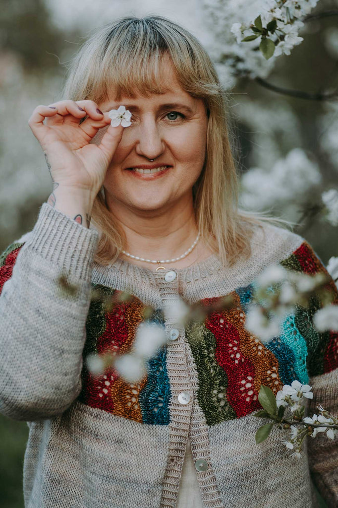 Libro "Seasons of Stitches" <br> Justyna Lorkowska