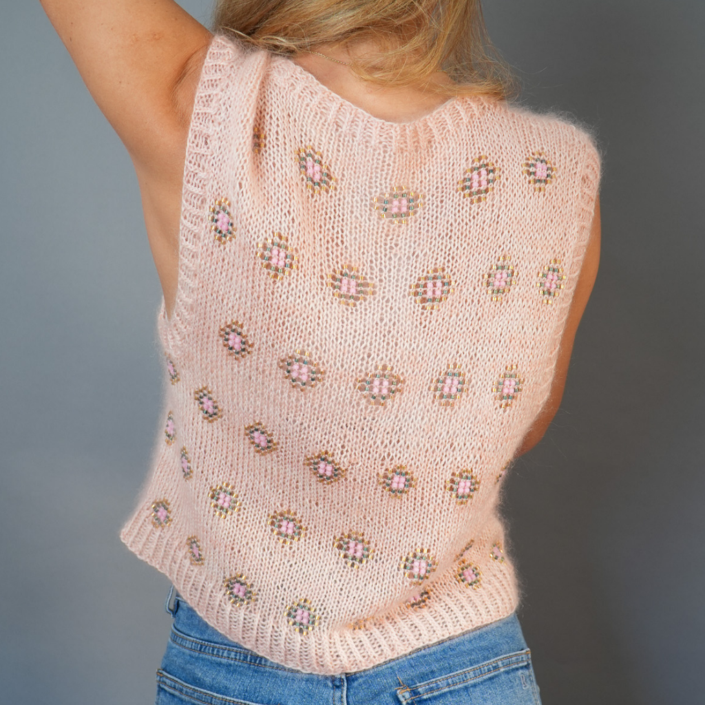 Kit de Tejido "Circle Vest" de Pope Vergara <br> Versión Mitad Mostacillas