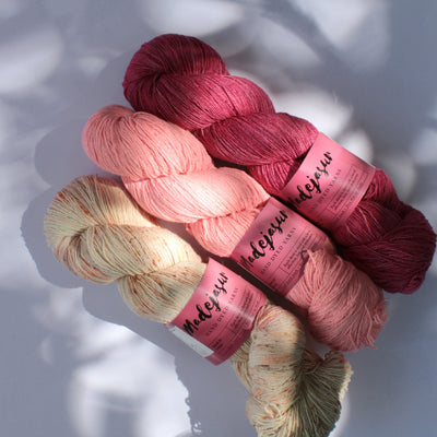 Seda Bourette Light Fingering  (100% Seda Bourette)