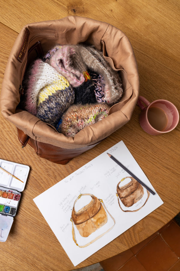 Project 100 <br> Bolso de Cuero Para Proyectos Mediano (Walnut)