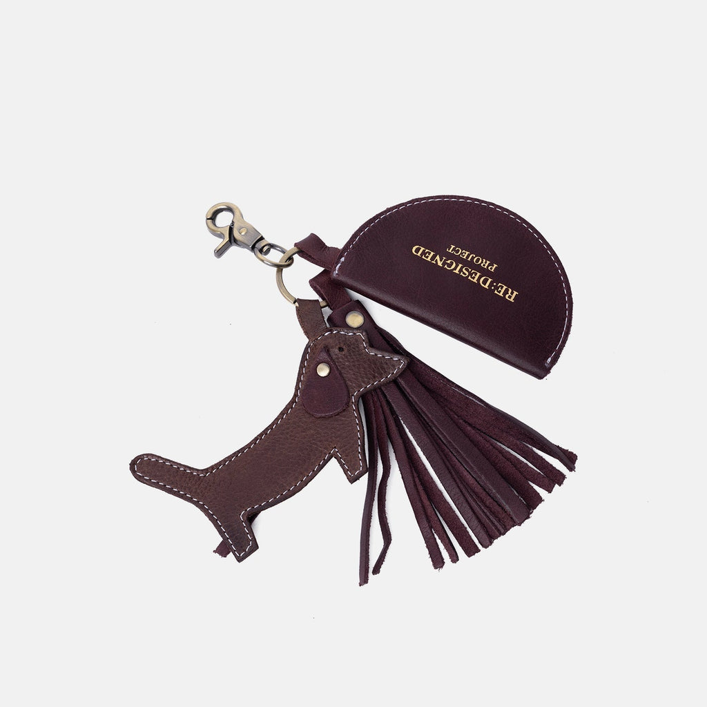 Project 140 <br> Accesorio de Cuero Tipo Llavero Diseño Perrito (Elegir Color)