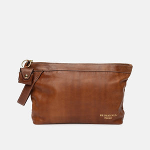 Estuche de Cuero tipo Clutch para Proyectos (Mediana) Project 3 de Re:Designed en color Walnut/Gold