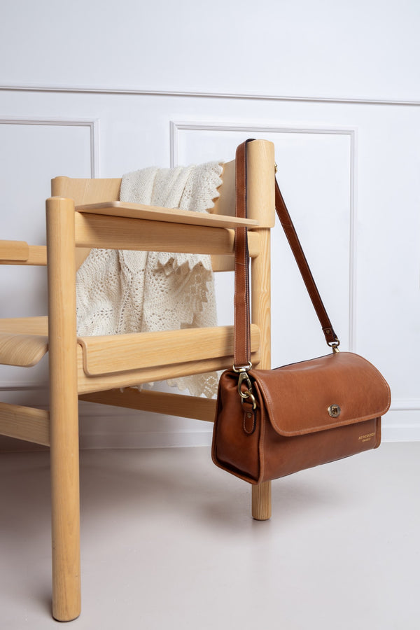 Project 74 <br> Bolso de Cuero Para Proyectos (Elegir Color)