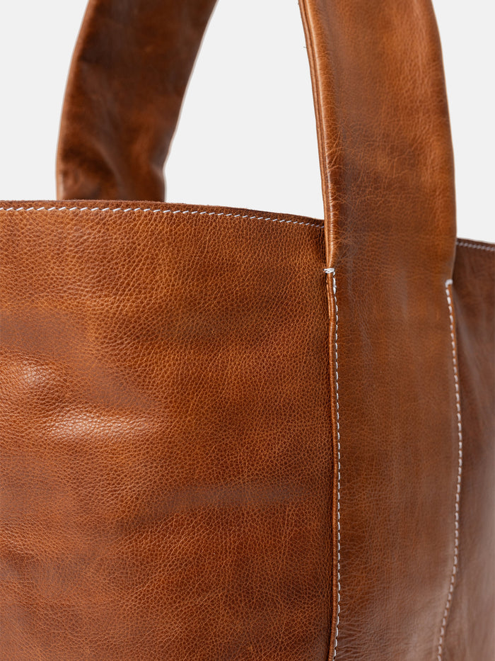Project 81 <br> Bolso de Cuero Para Proyectos (Walnut)