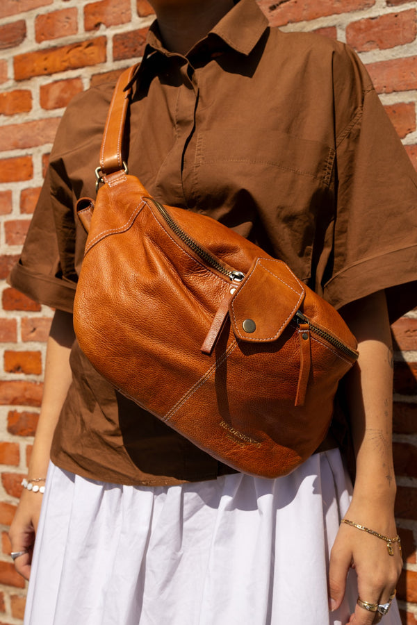 Project 95 <br> Banano o Bumbag de Cuero Para Proyectos Mediano (Burned Tan)