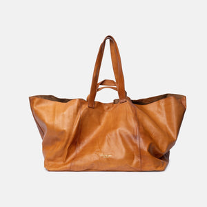 Bolso tote de cuero negro – diseño amplio con bolsillo interior y cierre magnético