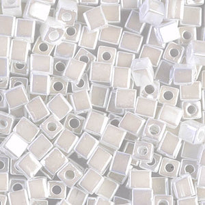 Mostacillas Square 4 mm <br> Tubo 10 grs