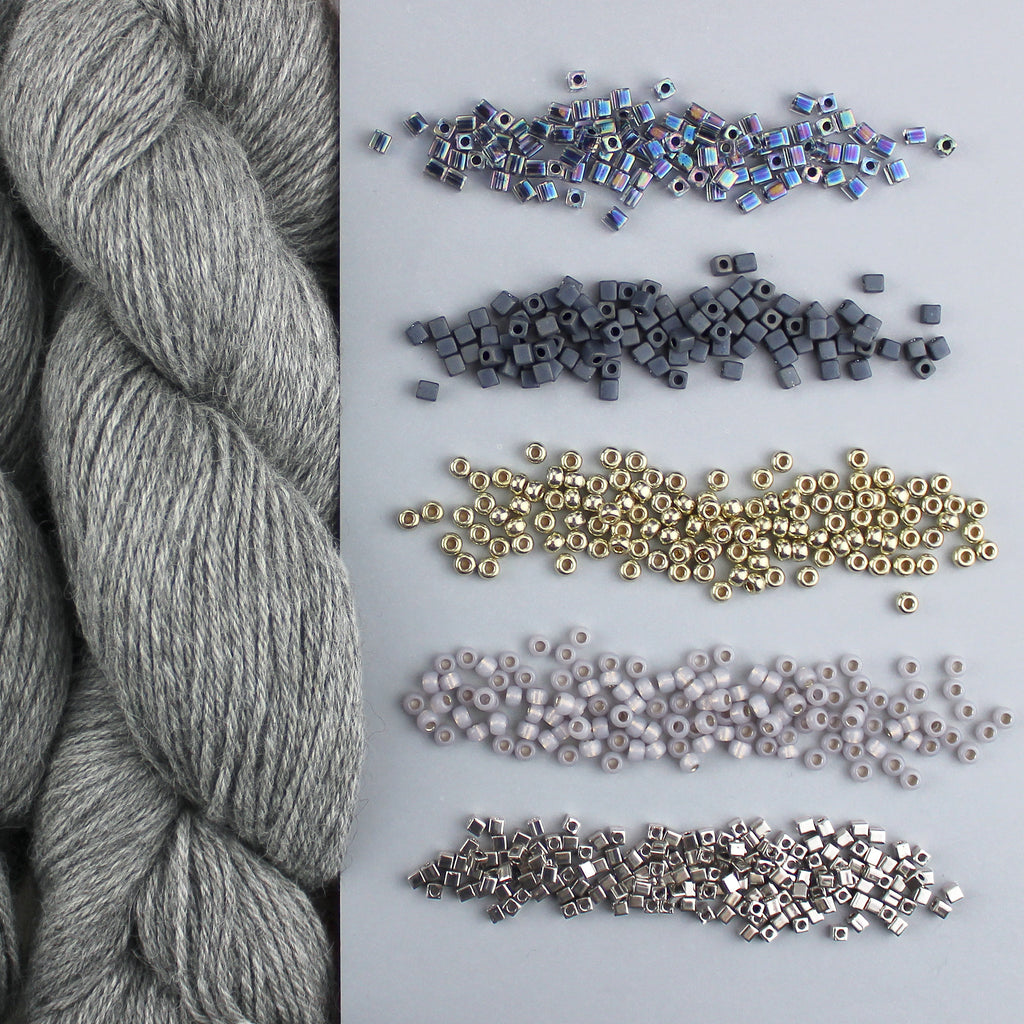 Kit de Tejido Suéter "Gilded Shadows" de Pope Vergara <br> Elegir Color