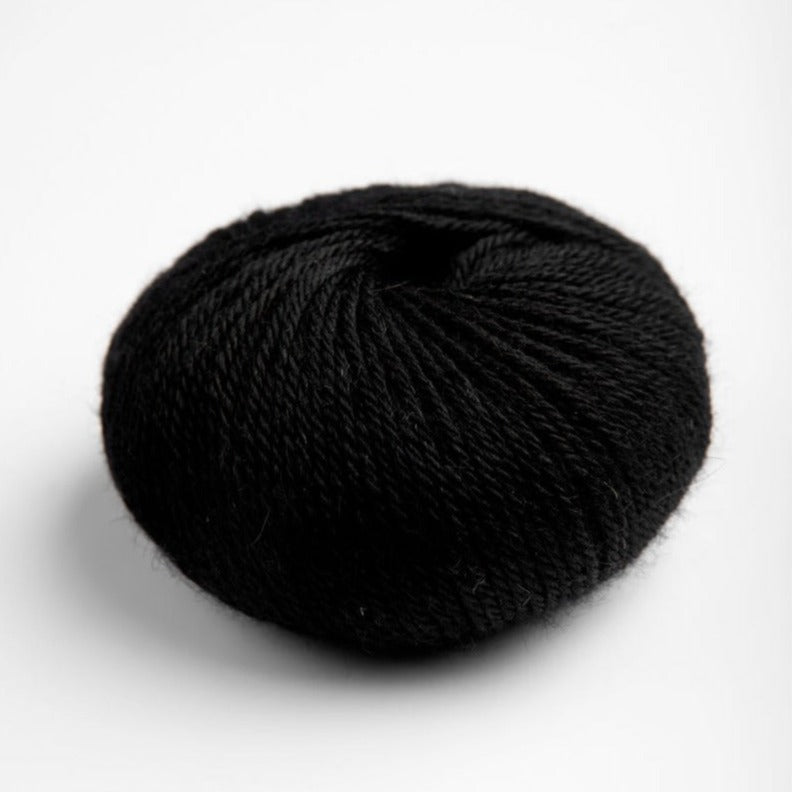 Eco Puna Black <br> (100% Baby Alpaca Natural)