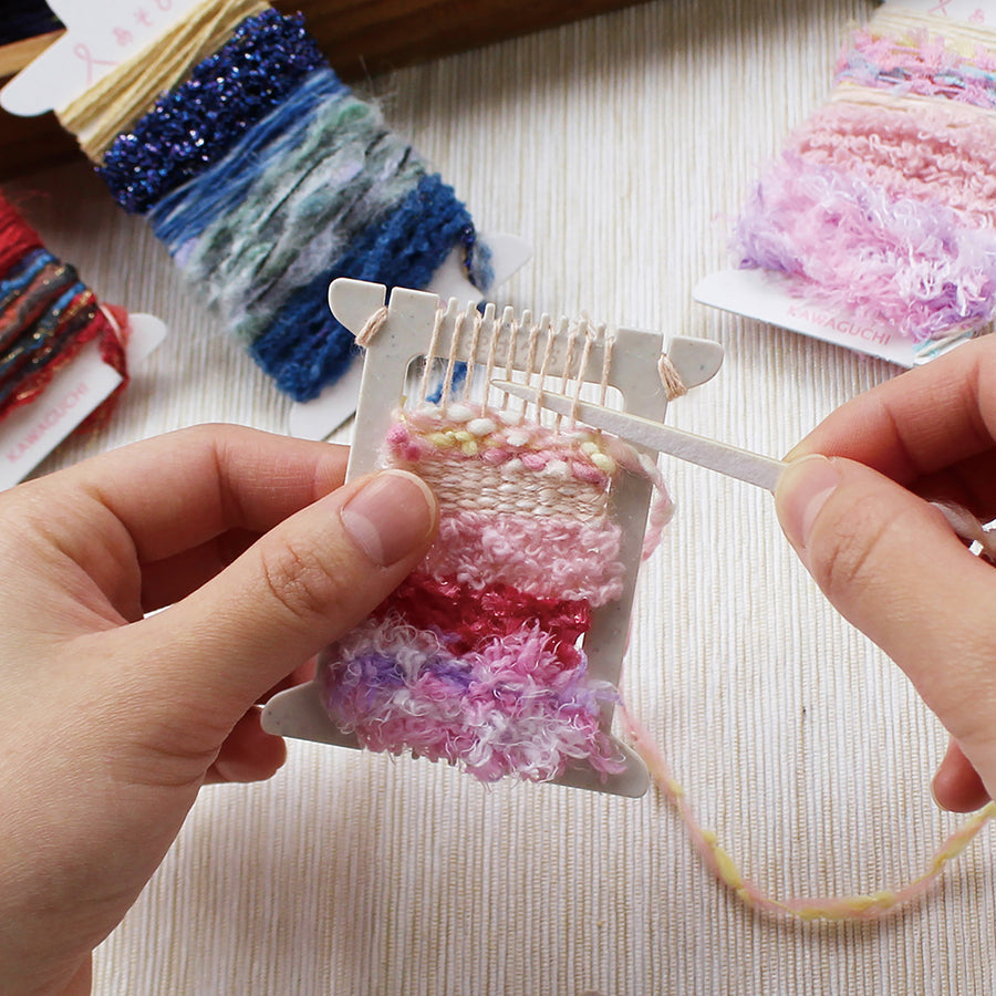 Kit Mini Telar Japonés “Pokeori + ASOBI ITO” <br> Tonos Rosados (Mix Aleatorio)