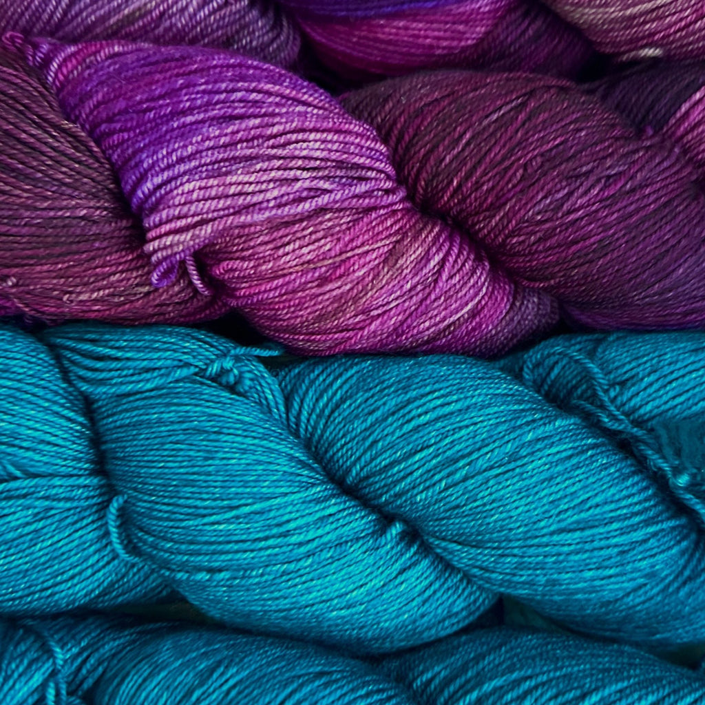 Kit "Go Go Dynamo" MKAL 2024 <br>SOCK de MALABRIGO YARNS (colores sólidos)