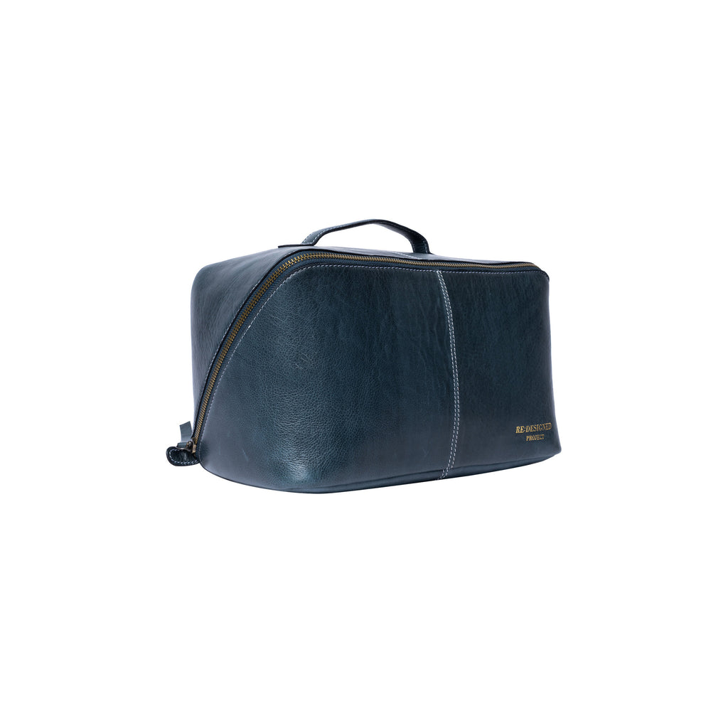 Bolso de Cuero para Proyectos L Project 10 de Re:Designed (P010) en color Sapphire Blue – vista lateral