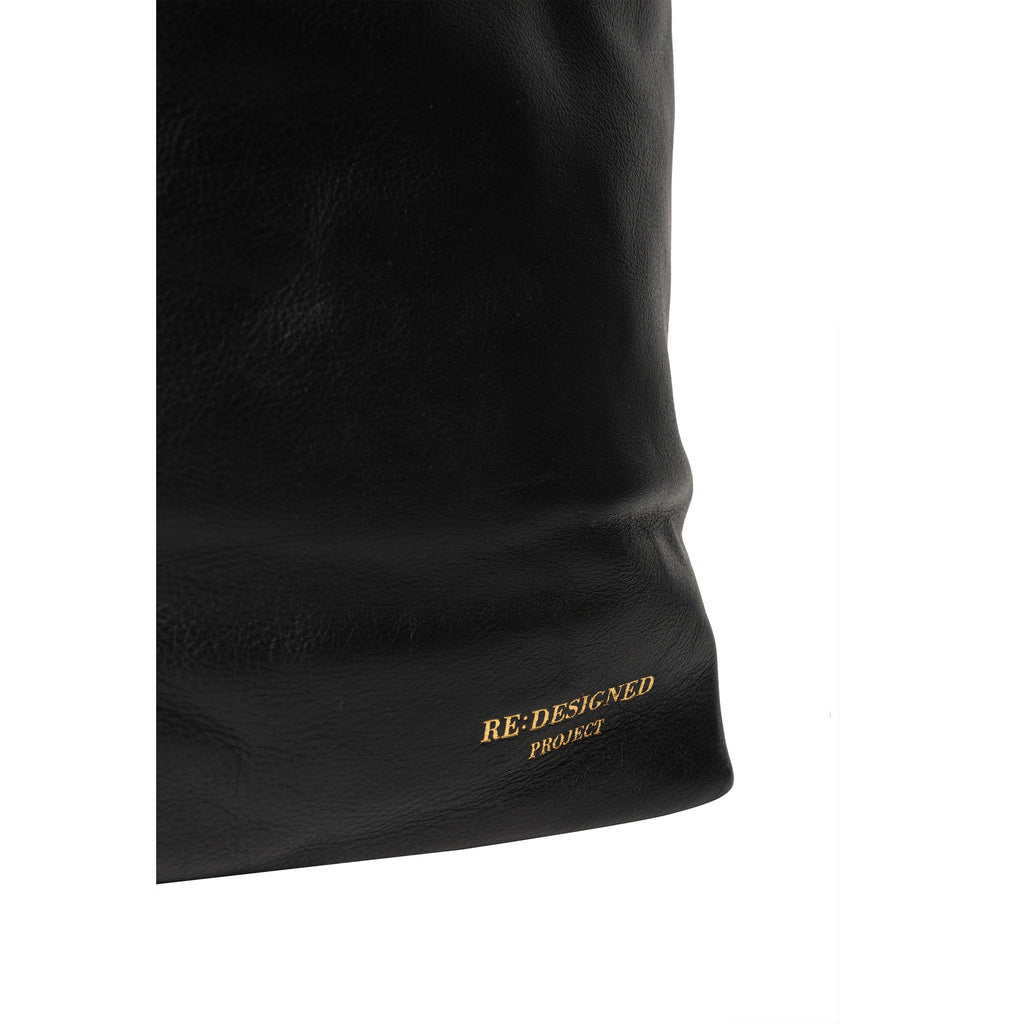 Bolso de Cuero para Proyectos Grande Project 101 de Re:Designed (P0101) en color Black – detalle