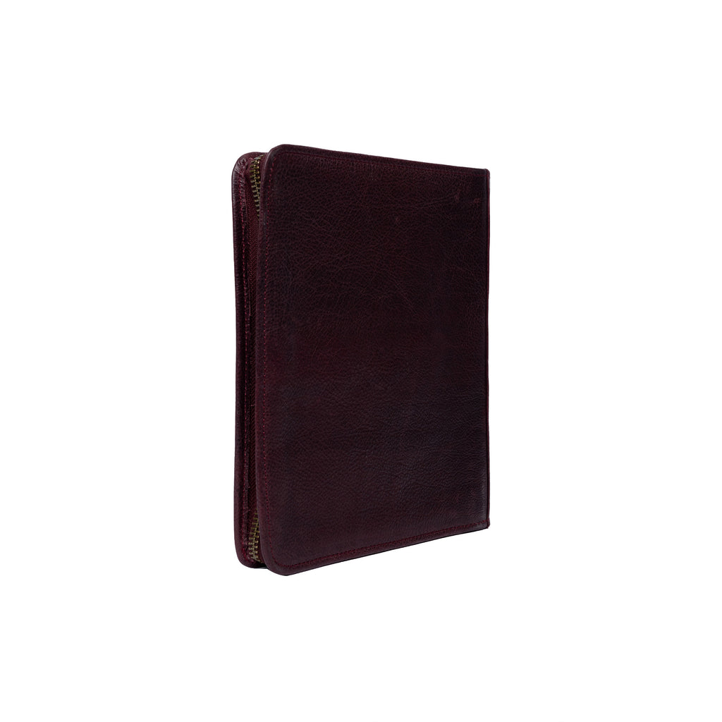 Estuche de Cuero para Palillos Doble Punta Project 103 de Re:Designed (P0103) en color Dark Cherry – vista posterior