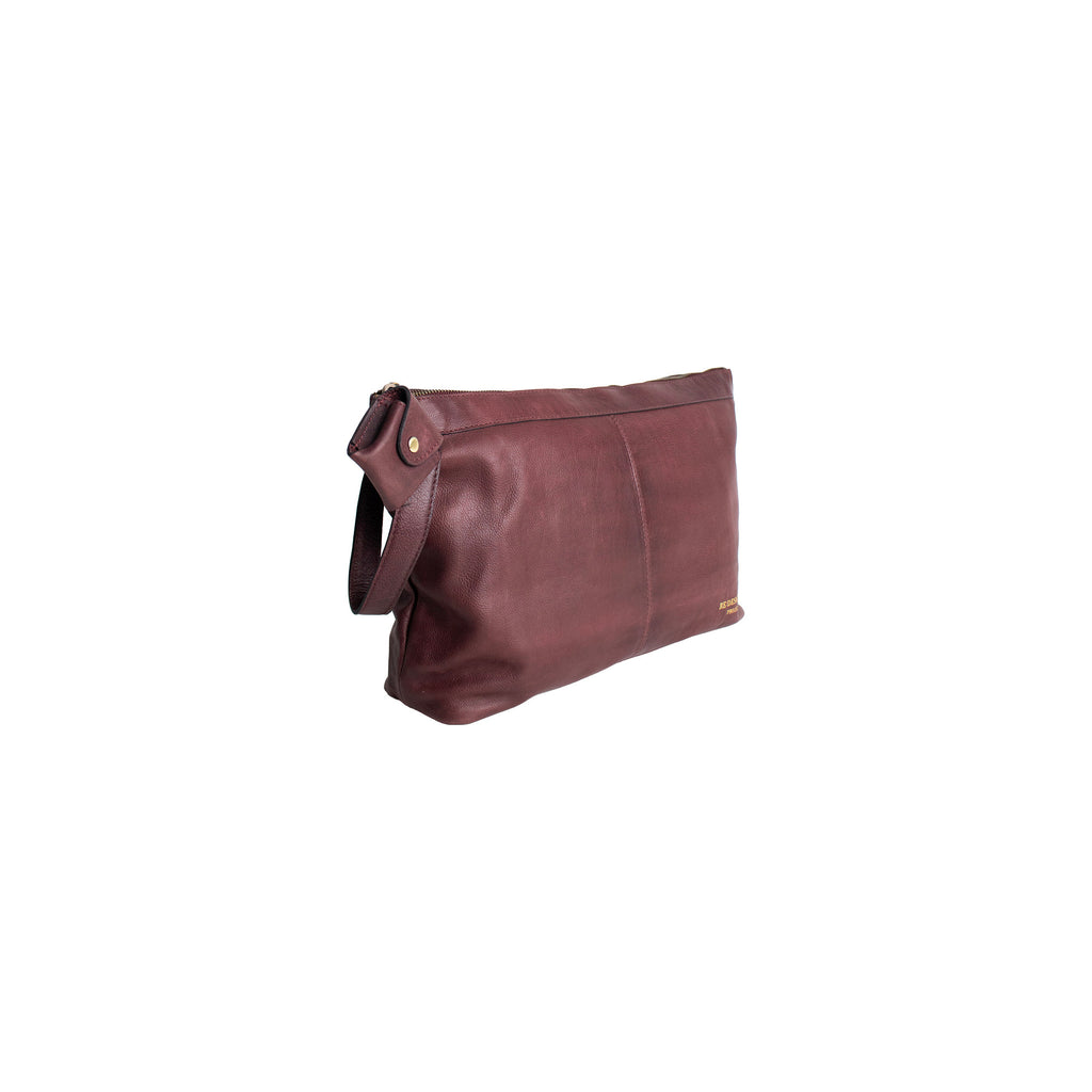 Cartera de Cuero Tipo Clutch para Proyectos (Grande) Project 13 de Re:Designed (P013) en color Dark Cherry – vista lateral