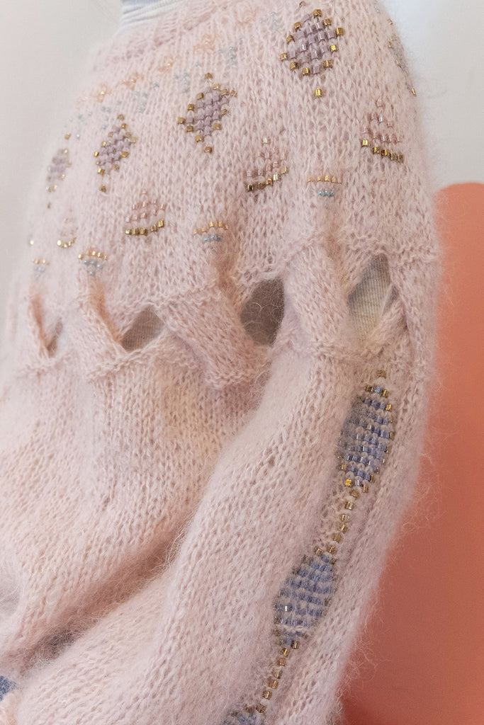 Kit Sweater "Cabeza de Alfiler" de Pope Vergara (Lanas) <br> Opción Mostacillas C en Color Beige
