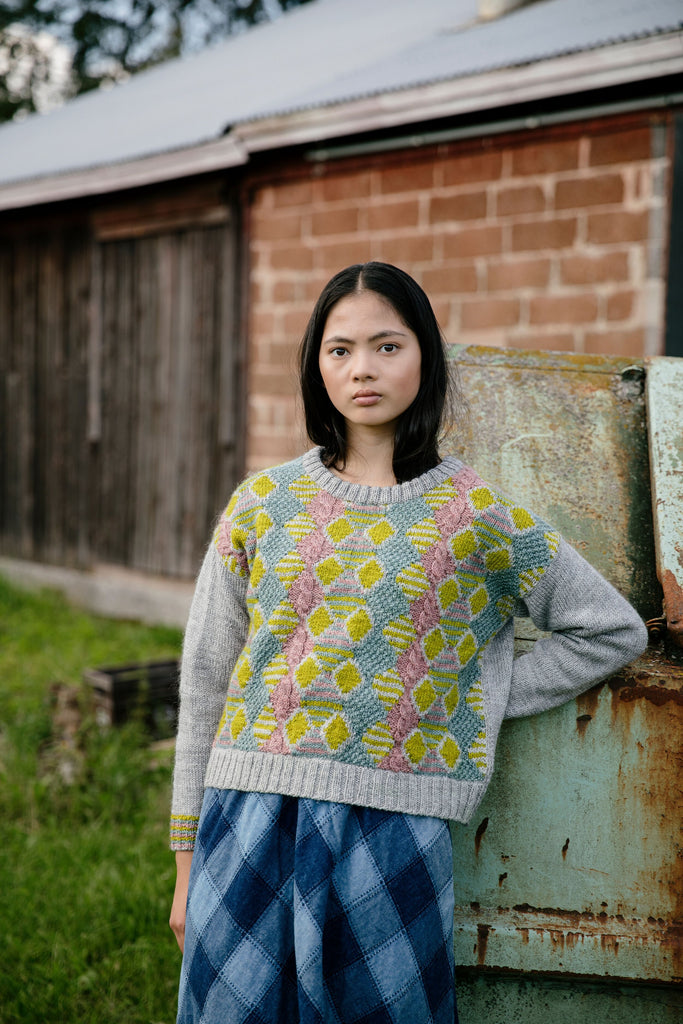 Libro "Worsted - A Knitwear Collection Curated by Aimée Gille of La Bien Aimée" <br> Laine